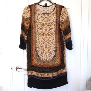 MANGO Collection Dress in Women's size S with beautiful gold brown motif